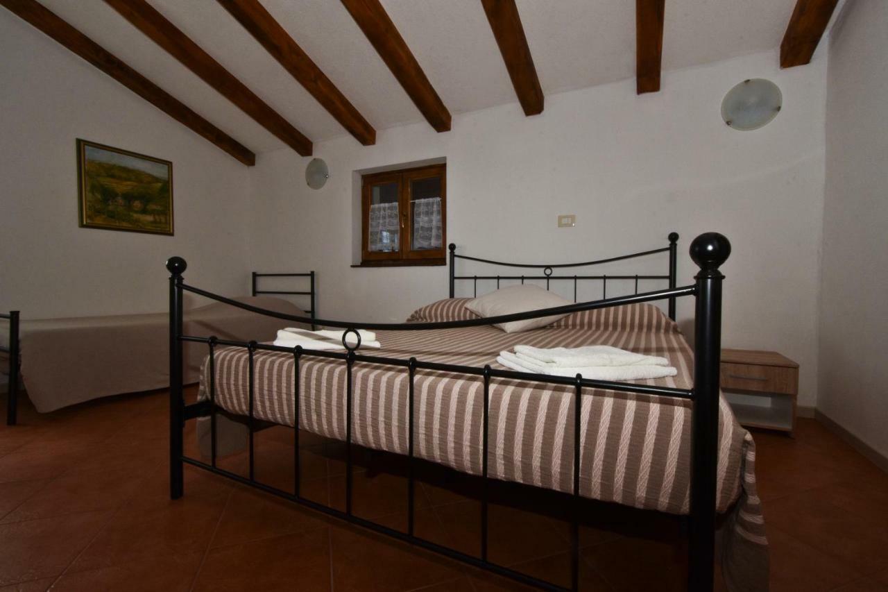 Rooms Agroturizam Romano Buje Exteriér fotografie